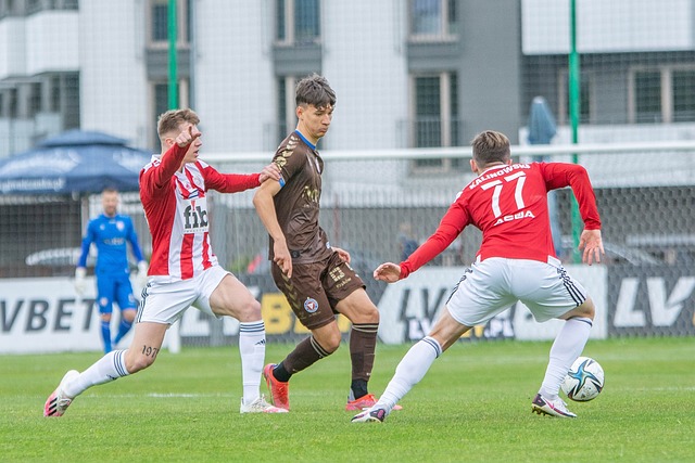 在火箭队目 在火箭队目